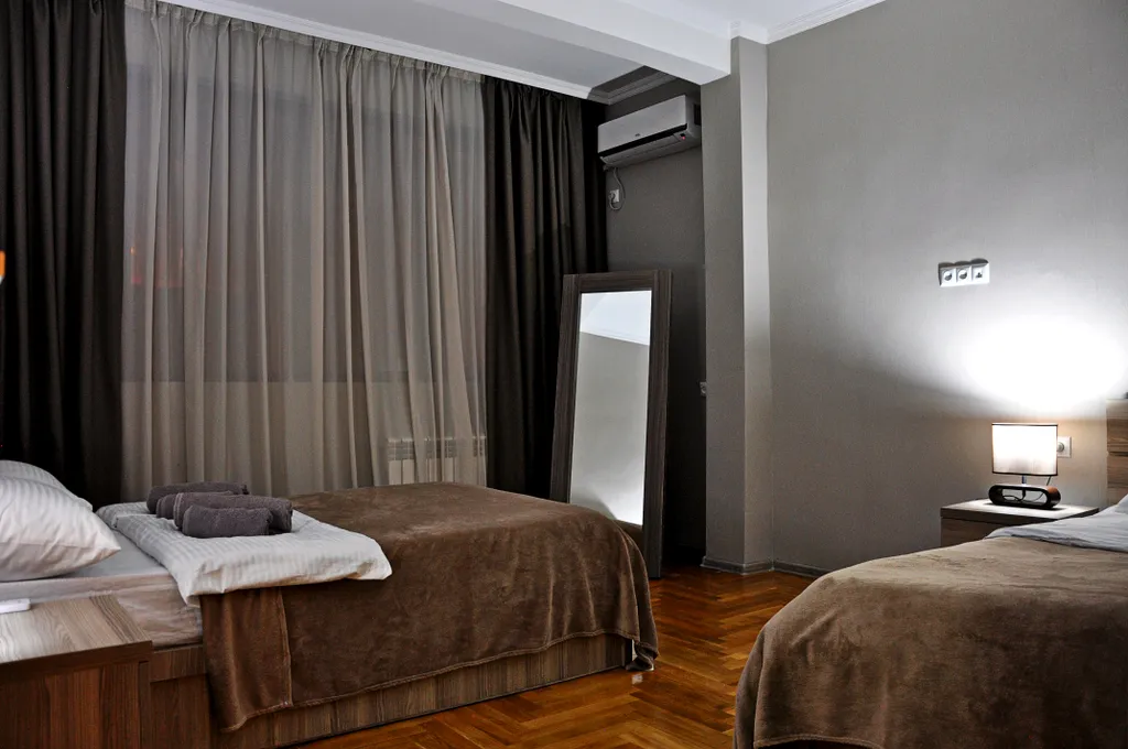 Luxury 4 спальные апартаменты - в центре Тбилиси