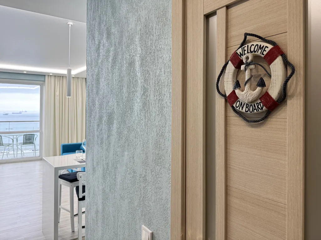 Квартира с видом на море и яхт-клуб первая береговая линия