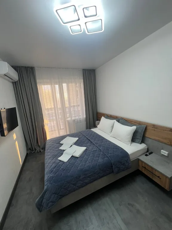 Уютная квартира Аэропорт Толмачево 5 минут(спальня+кухня-гостинная) — аренда посуточно в Обь