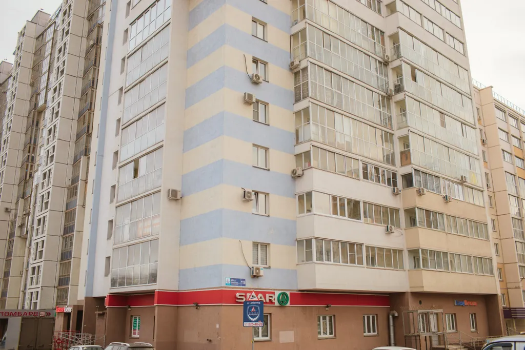 Квартира Просторные апартаменты — Челябинск