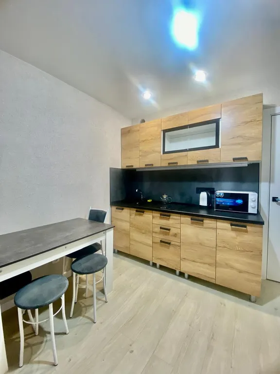 Новая просторная 1-комнатная квартира