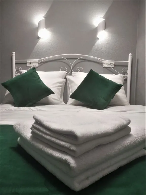 RentHome студия Изумруд на Южном шоссе у ТЦ Амбар