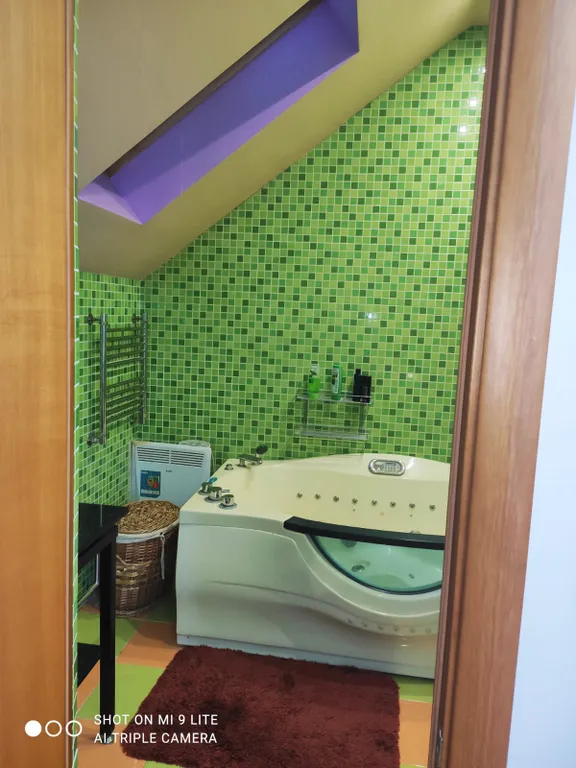 Дом на берегу сказочного озера