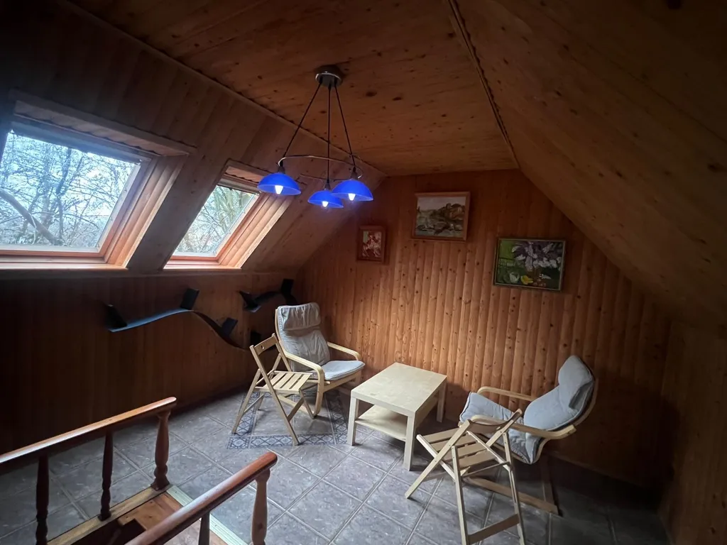 Коттедж у реки