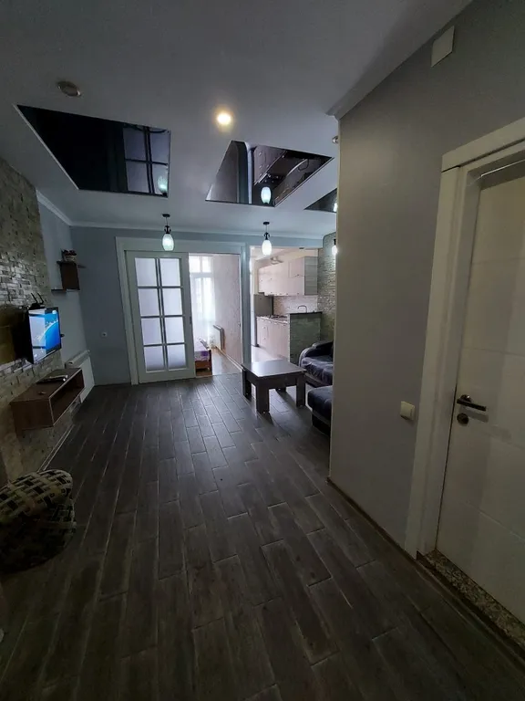 Квартира 2-комнатная Квартира — Батуми