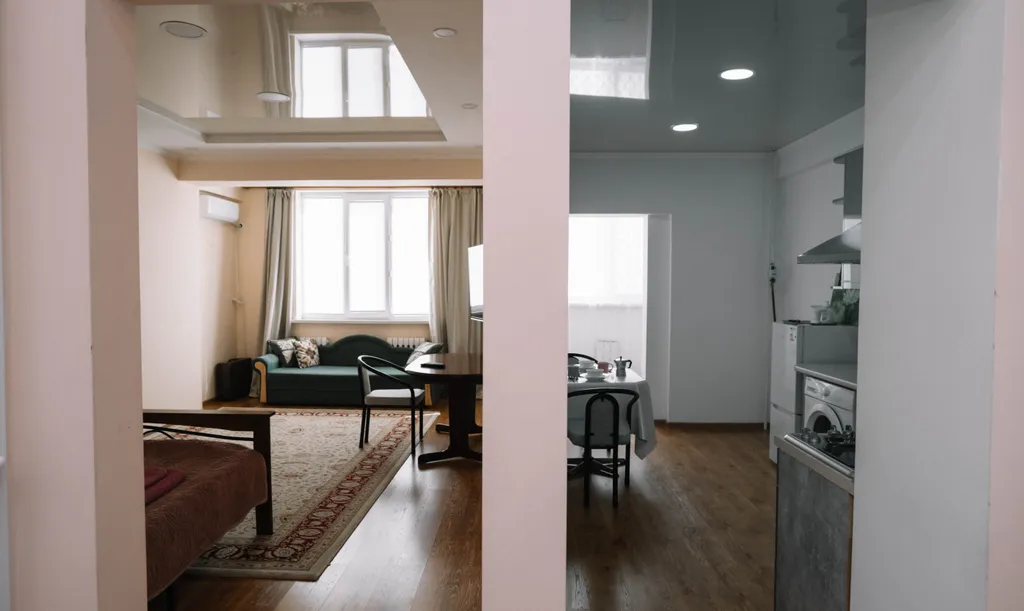 Дом вдали от дома