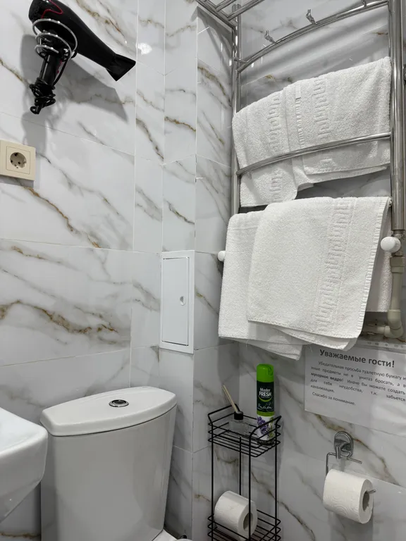 Malkar house с видом на гору Чегет