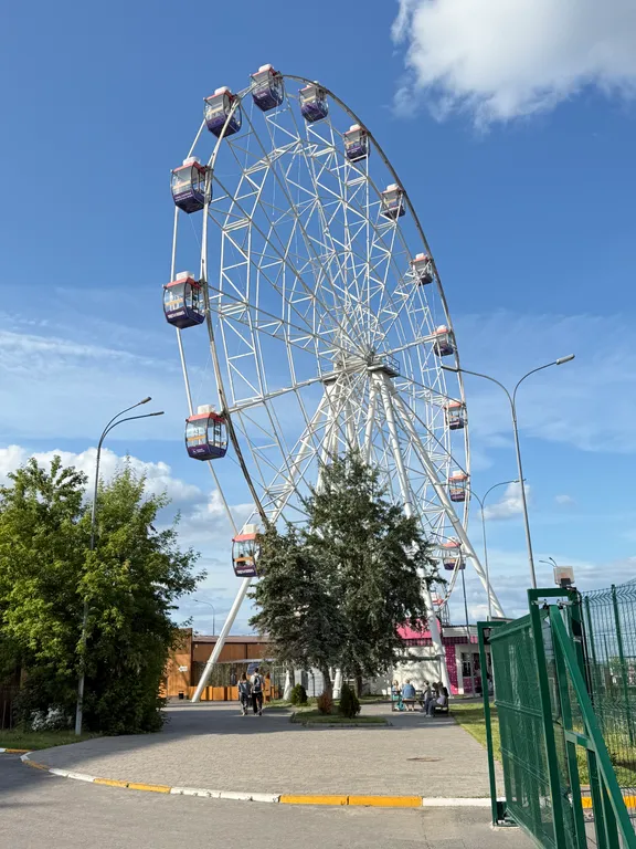 Видовые апартаменты у Колеса Обозрения