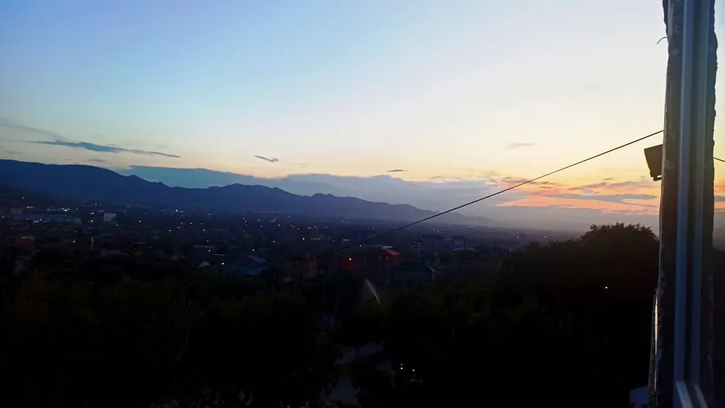 Двушка с шикарным видом на озеро