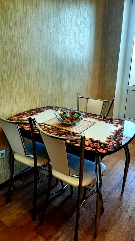 Уютная квартира в центре города с видом на море