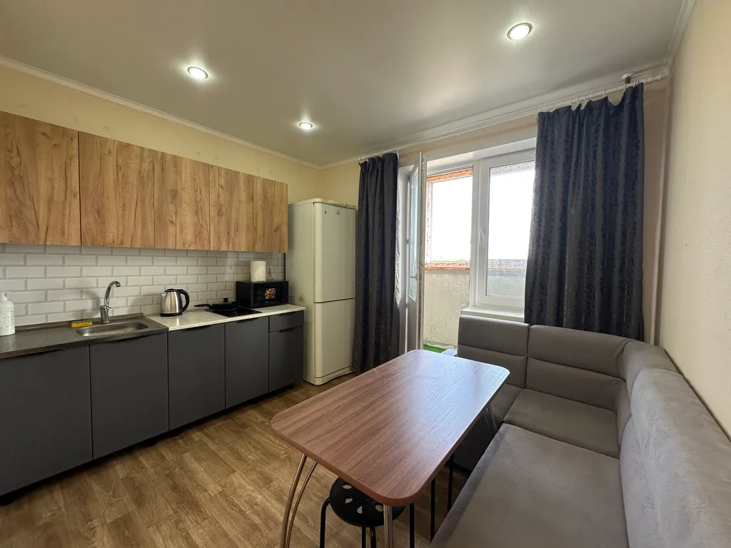 Уютная квартира ЛайкХоум на Братьев Хусаиновых 4