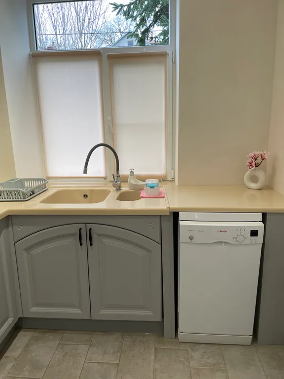 Большая, уютная двухкомнатная квартира с евроремонтом в центре города