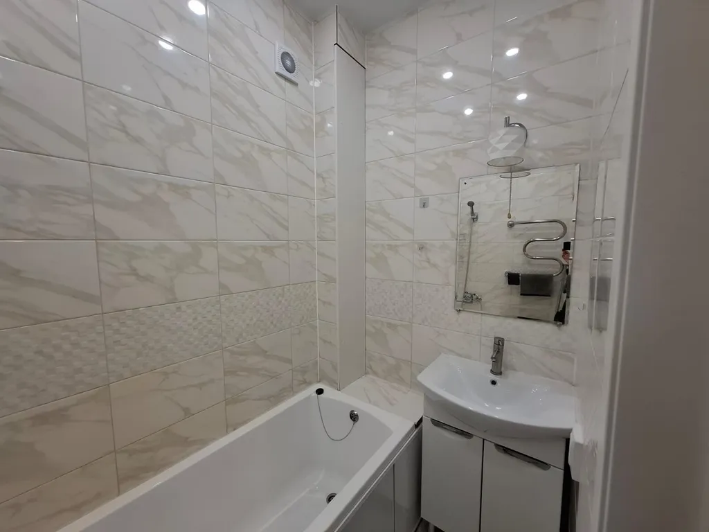 Трёшка 85 метров в центре