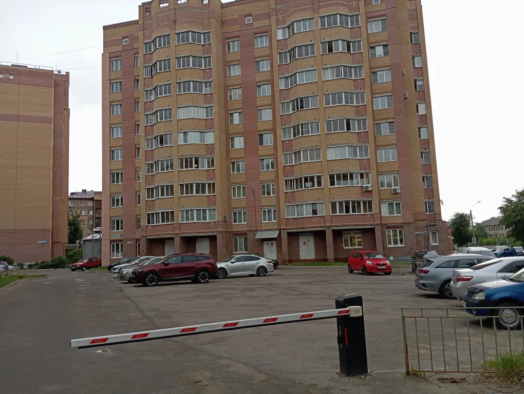 Однушка в новом доме рядом с жд и автовокзалом