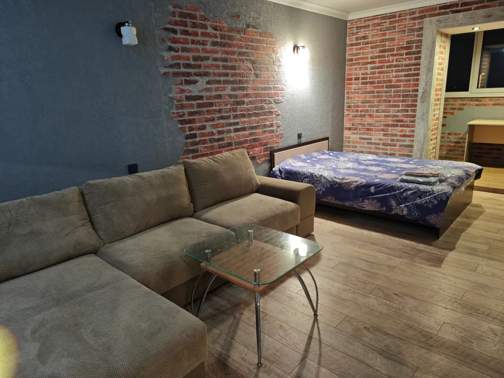 Квартира в центре города с новым ремонтом и мебелью