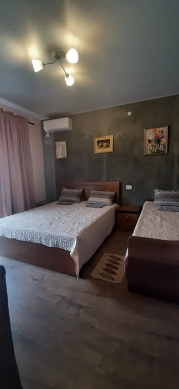 Коттедж Частный Дом — Кучугуры