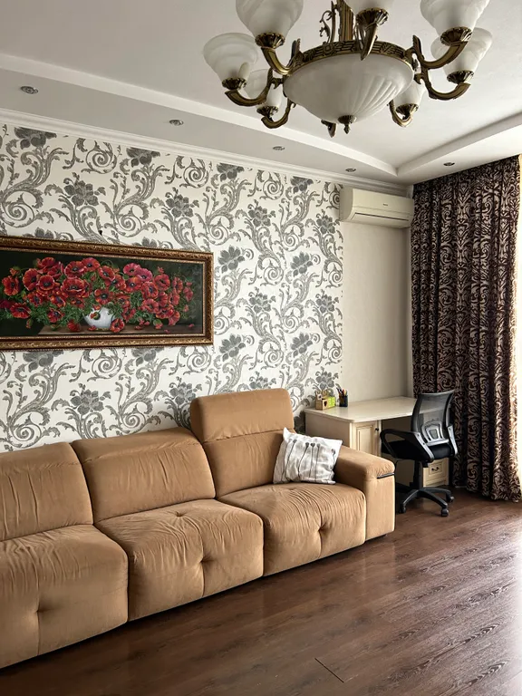 Уютный Коттедж возле парка Победы,свой двор и мангал.