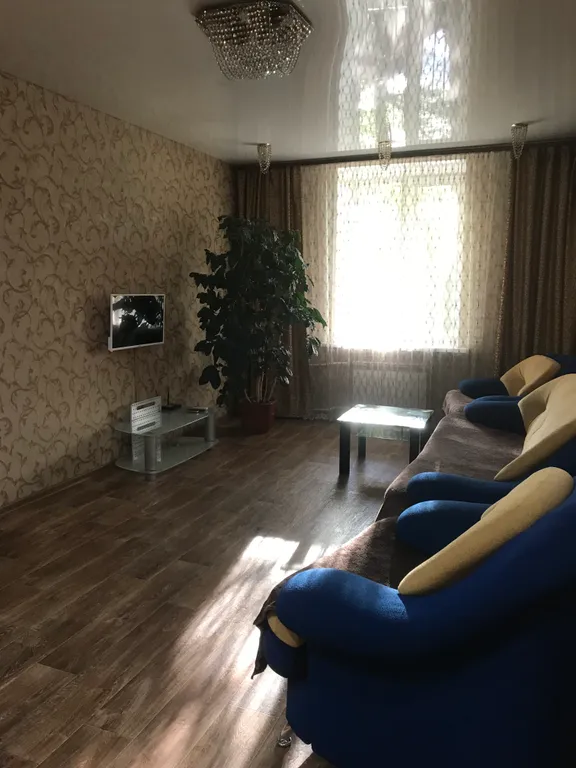 Просторная квартира в центре города — аренда посуточно в Комсомольск-на-Амуре