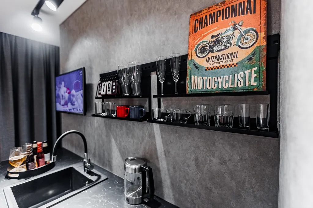 Апартаментs Гараж - холостяцкий люкс в самом центре