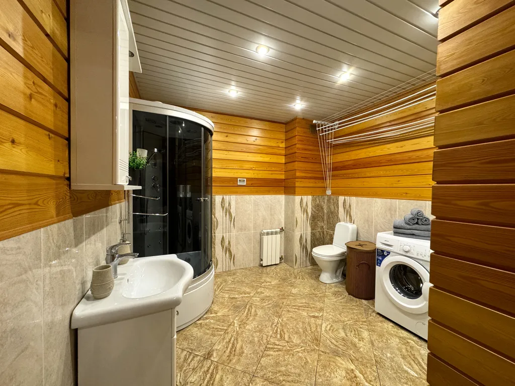 Уютный коттедж с садом