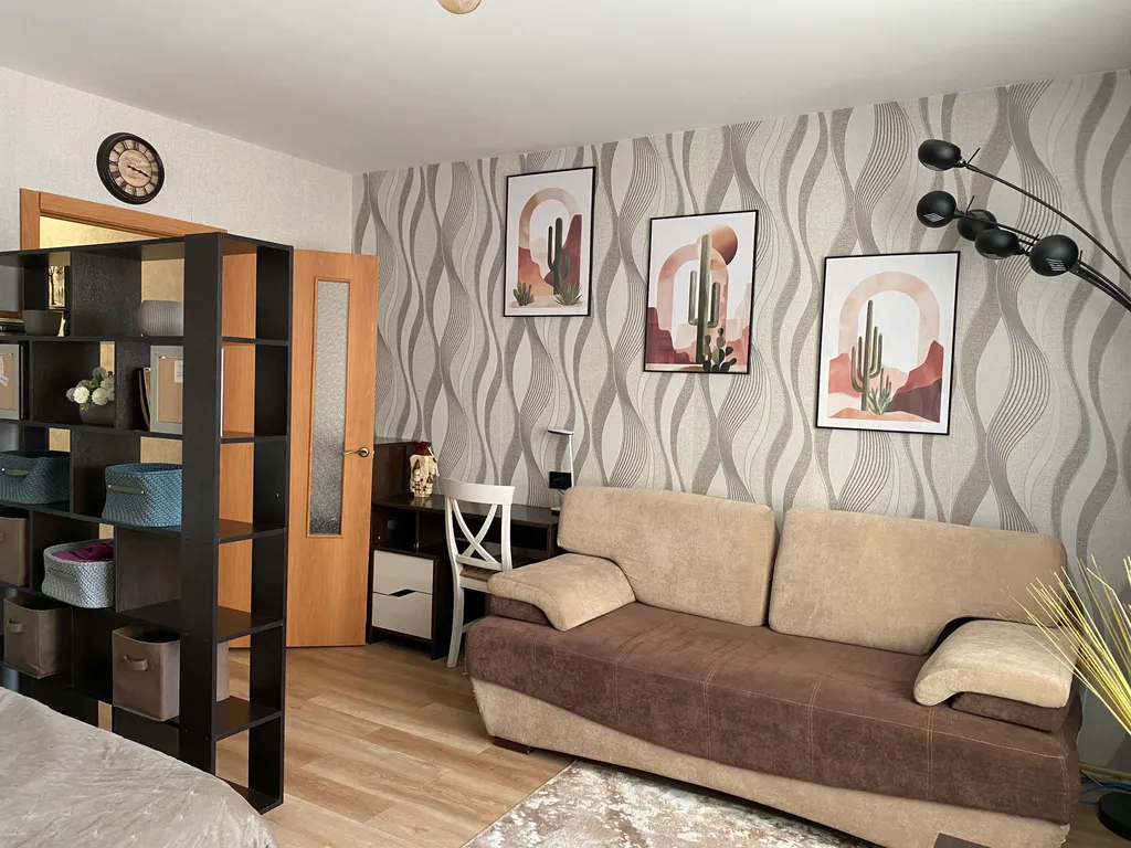 Однокомнатная квартира с баром-кухней