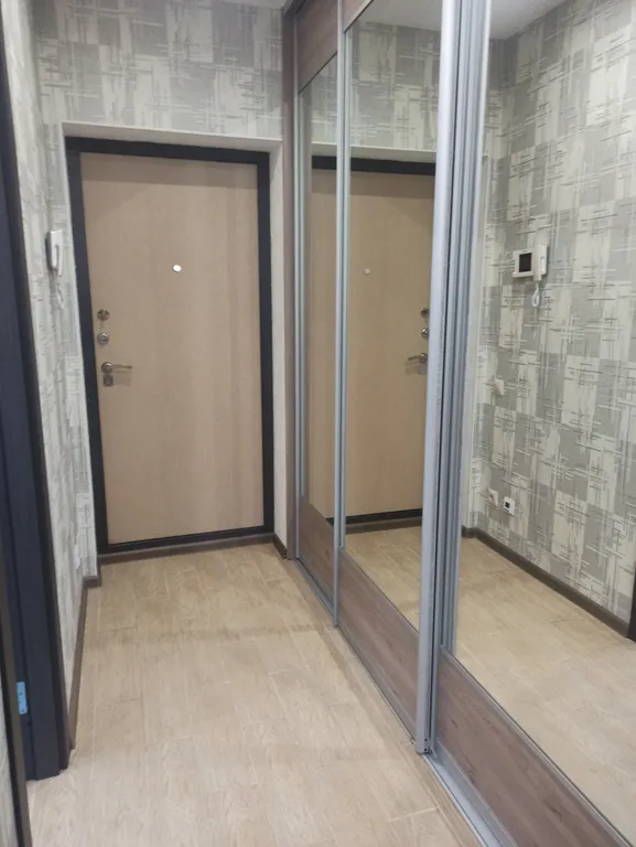 Шикарная 1-комнатная квартира с джакузи и гардеробной