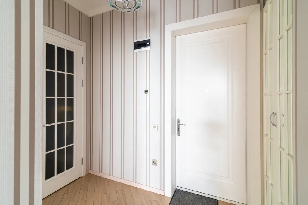 Квартира 1-комнатная квартира в центре города с панорамными окнами — Махачкала