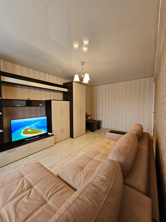 Трёхкомнатная с видом на море и горы