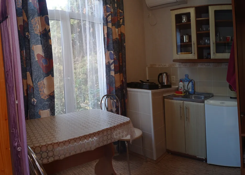 Домик для двоих рядом с Кипарисовой аллеей