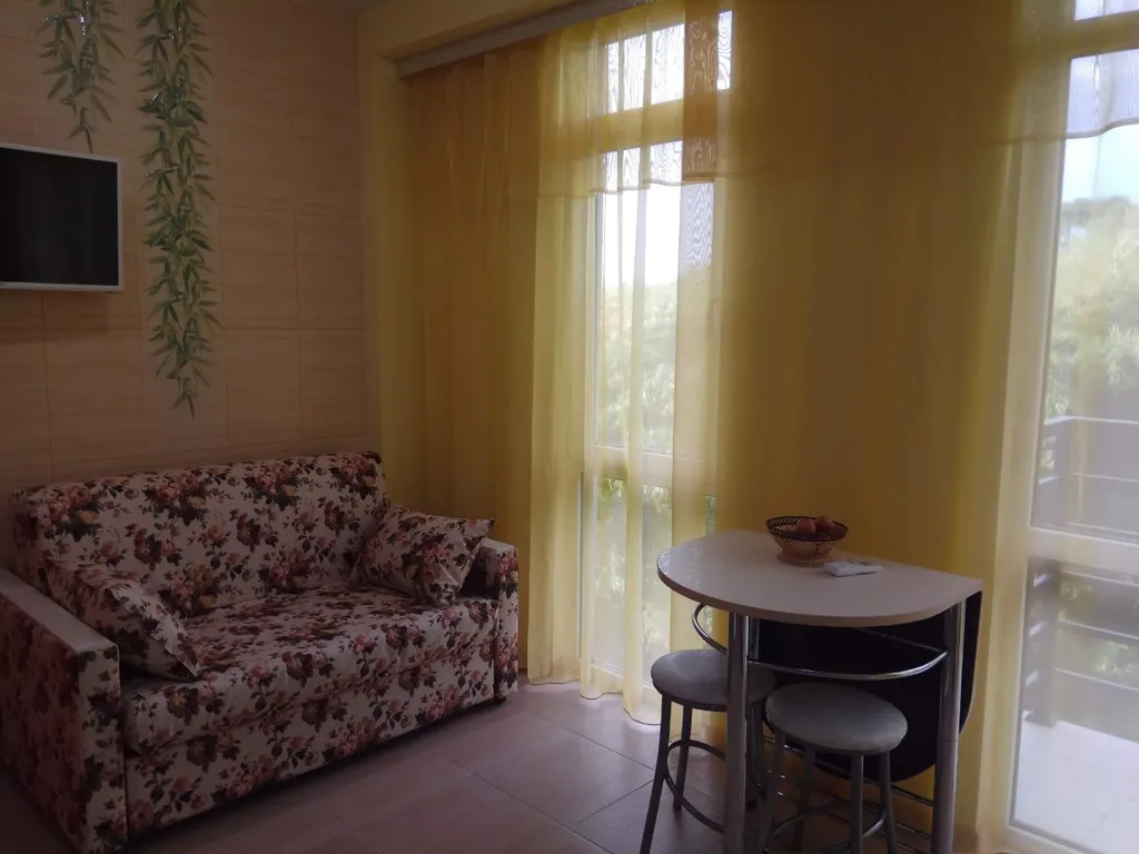 Квартира Студия в 700 м от моря сочифорния пляж, южные культуры — аренда посуточно в Сириус