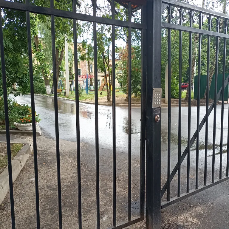 2-комнатная квартира у Лопатинского сада в самом центре