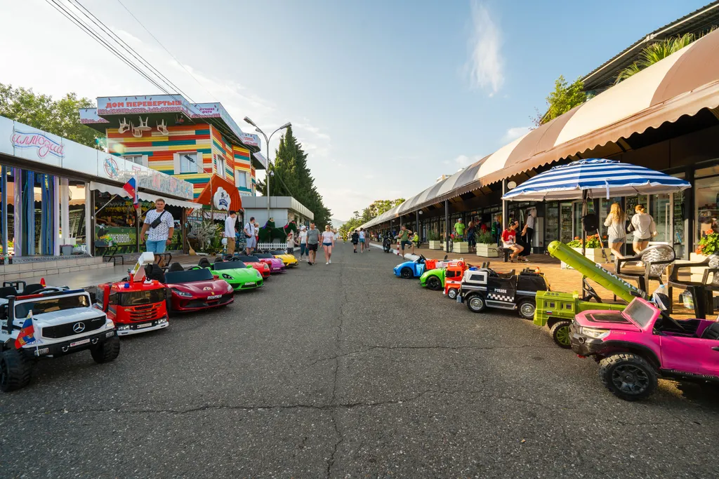Квартира Светлая квартира с видом на море и бассейн — Адлер