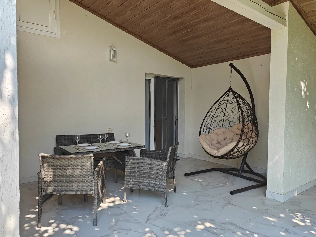 Номер Лаванда с террасой и парковкой