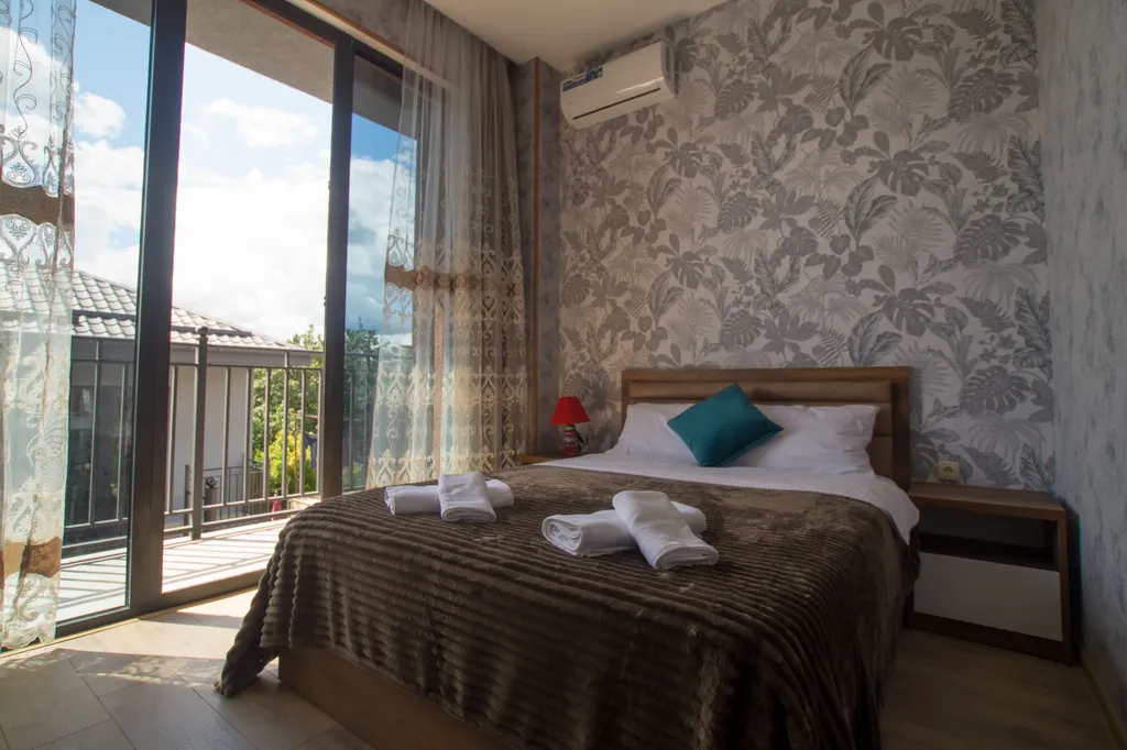 Квартира Двухместный номер с 1 кроватью или 2 отдельными кроватями и балконом — аренда посуточно в Кутаиси