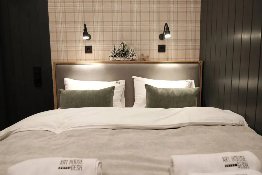 Коттедж Мини- отель “Art House Gesh” — Шерегеш