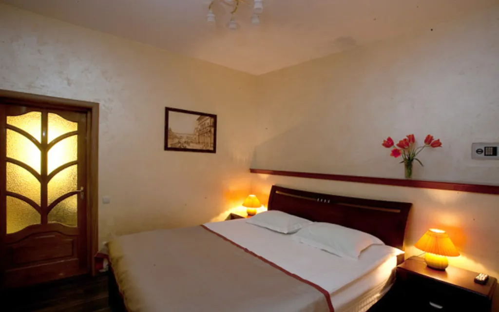 1-комнатная Квартира — аренда посуточно в Симферополь