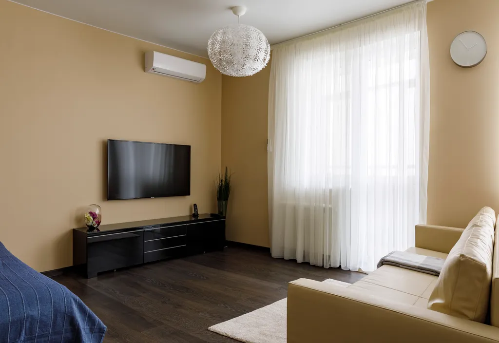 Студия с видом на реку