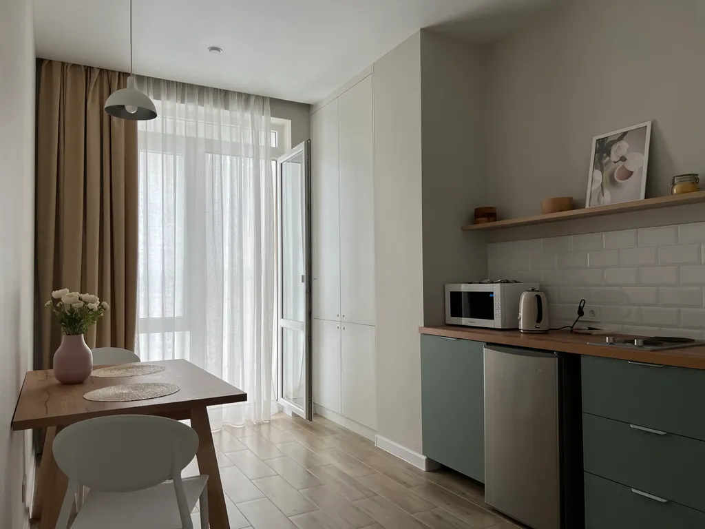 Современная квартира с кондиционером в центре города