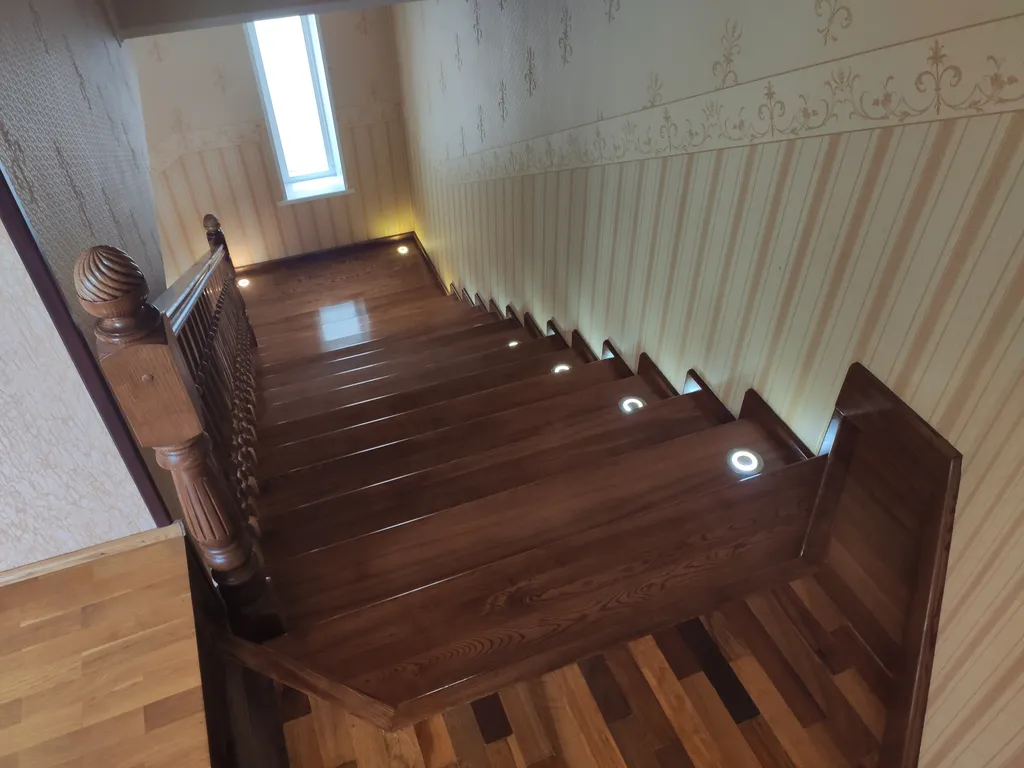 Дом в спальном районе