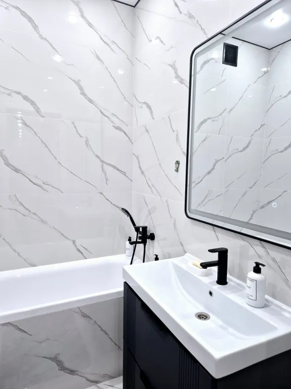 Евротрешка вблизи expo megasilkway