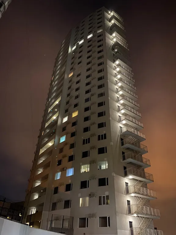 Современная квартира у моря