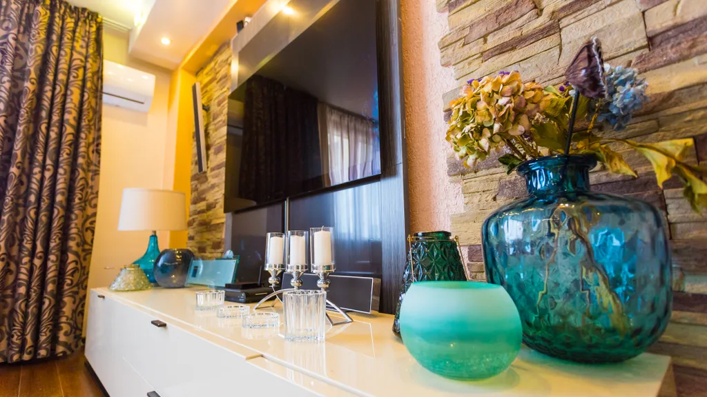 Центр города в 5 минутах езды, размещение 12 чел, кондиционер, сауна