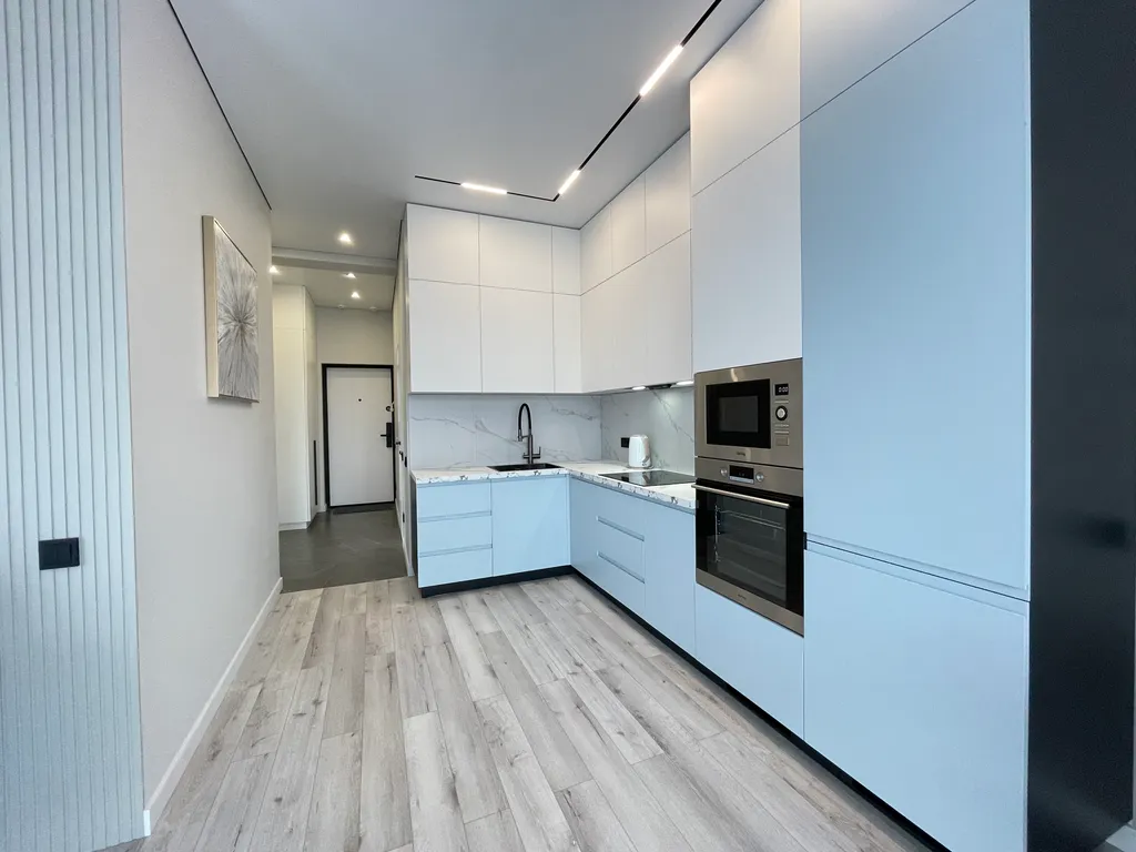 Дизайнерская евротрёхкомнатная квартира в жк аллея парк