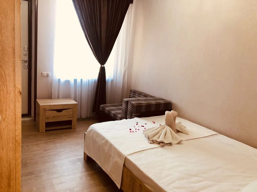 Уютный номер с удобствами в гостевом доме