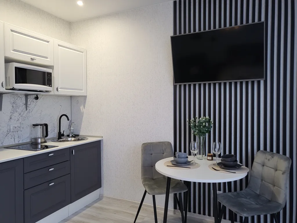 Light studio светлая, стильная студия с видом на лес и закат