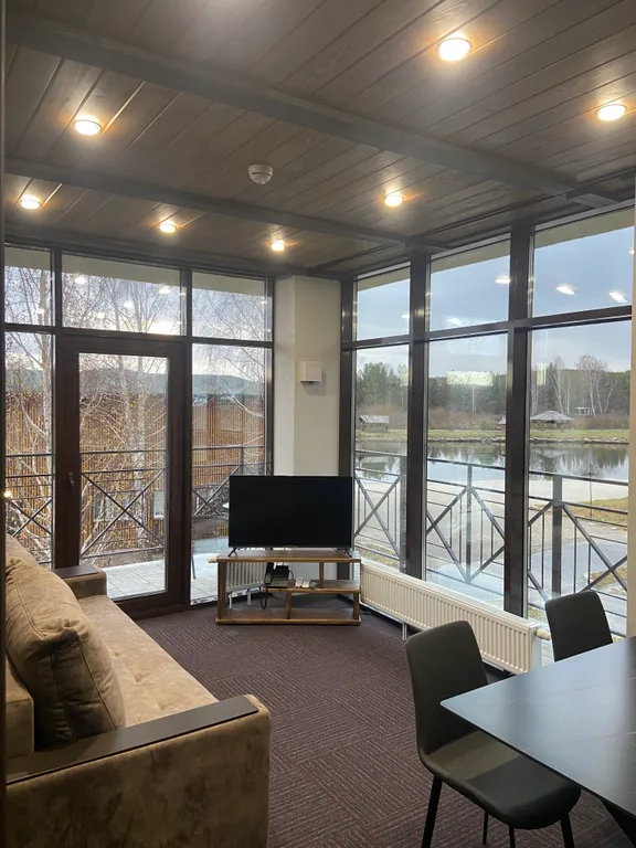 Квартира Апартаменты на горнолыжном курорте Солнечная Долина с видом на озеро — аренда посуточно в Сыростан