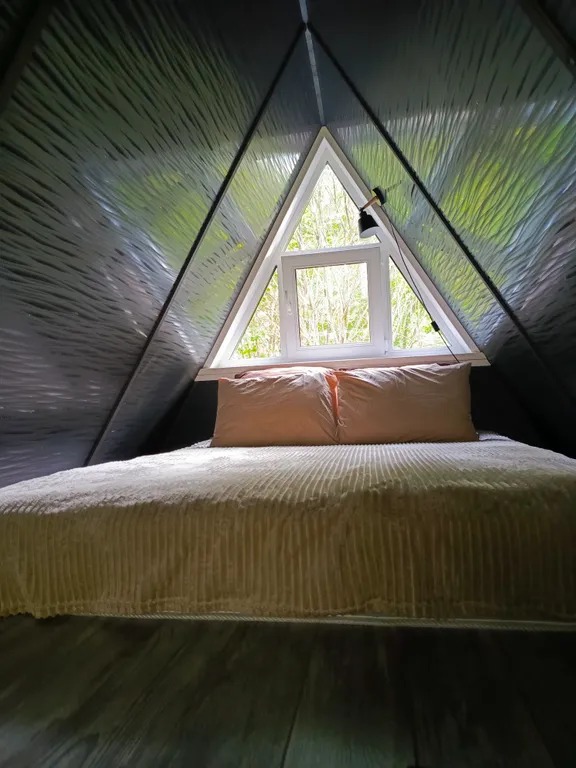 Дом Афрейм в лесу