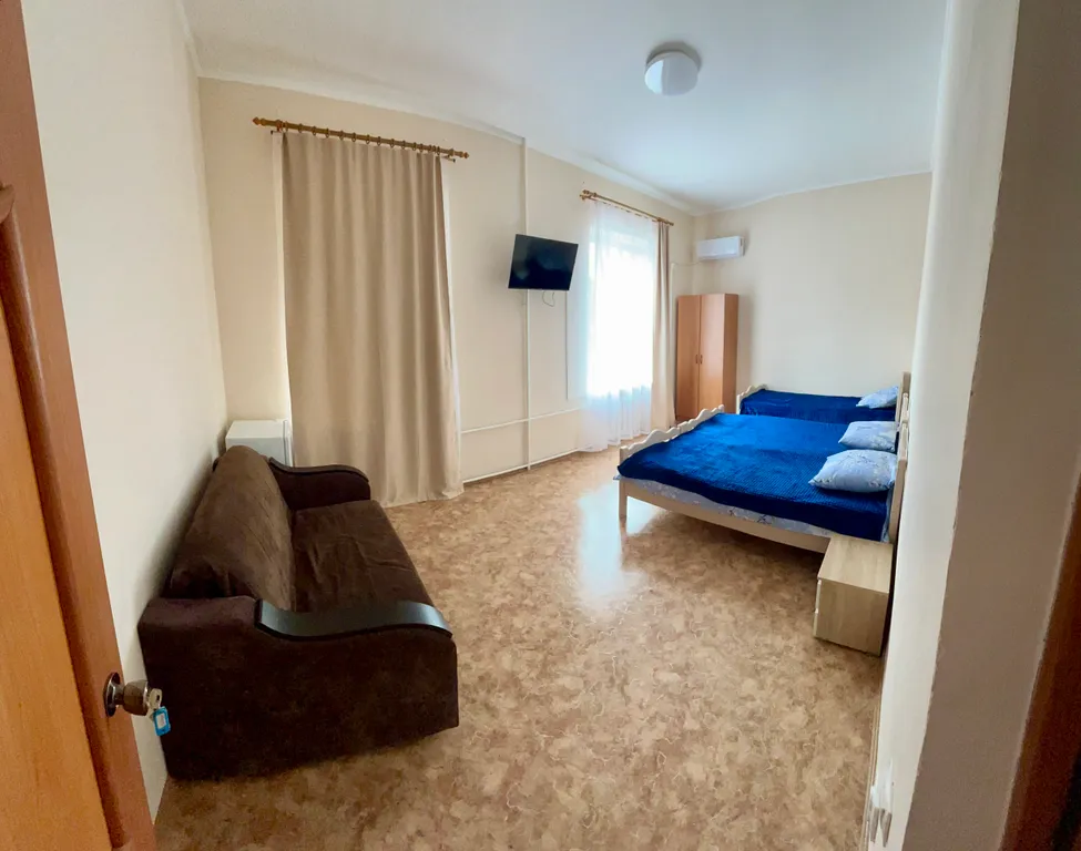 Квартира Уютные комнаты с санузлами на этаже — аренда посуточно в Геленджик