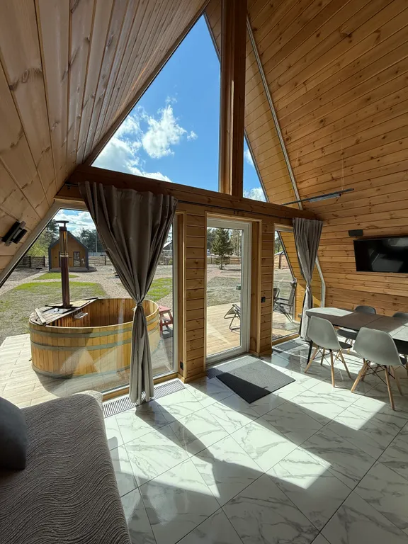 Коттедж 3-комнатный Дом — Деревянное