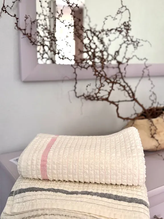 Квартира художника, 7 минут до пляжа, свободная парковка